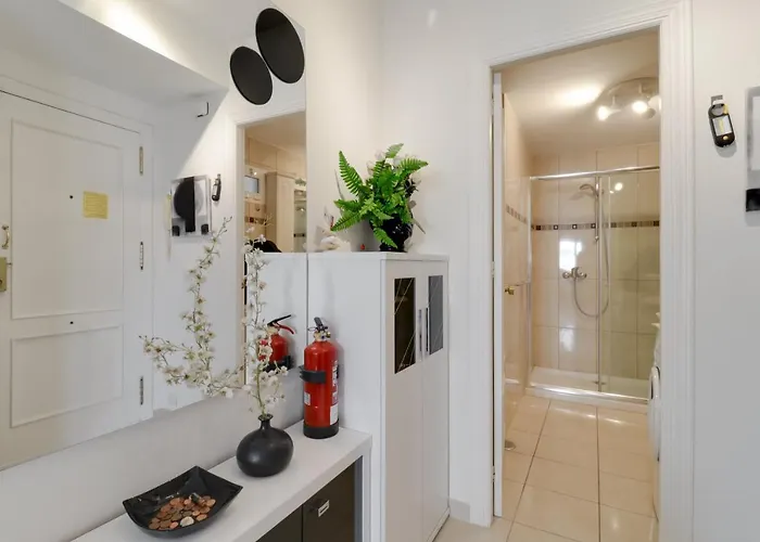 Apartamento 2 Bedroom In Nerja